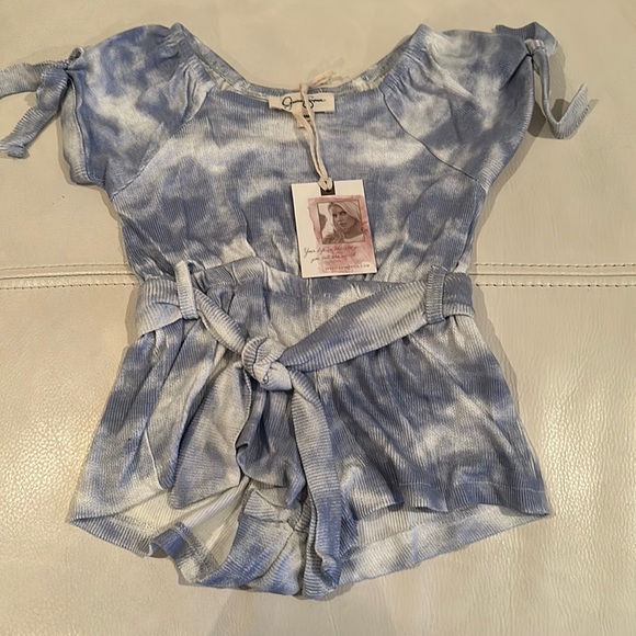 Jessica Simpson Baby Romper - Picture 1 of 2